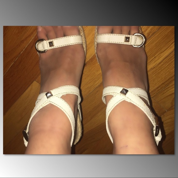 ON HOLD 🔴 Prada Wedges - Picture 4 of 8